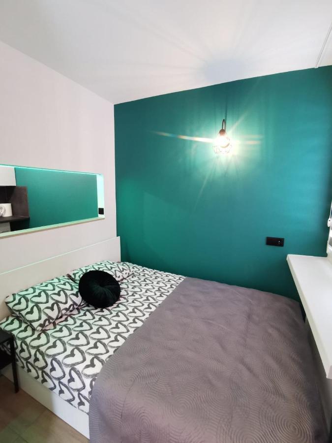 Apartament Apartment เชสโตฮอวา ภายนอก รูปภาพ