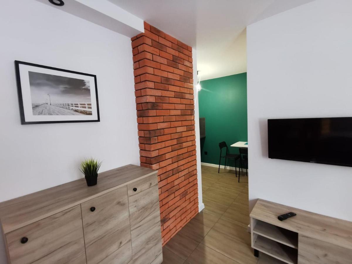 Apartament Apartment เชสโตฮอวา ภายนอก รูปภาพ